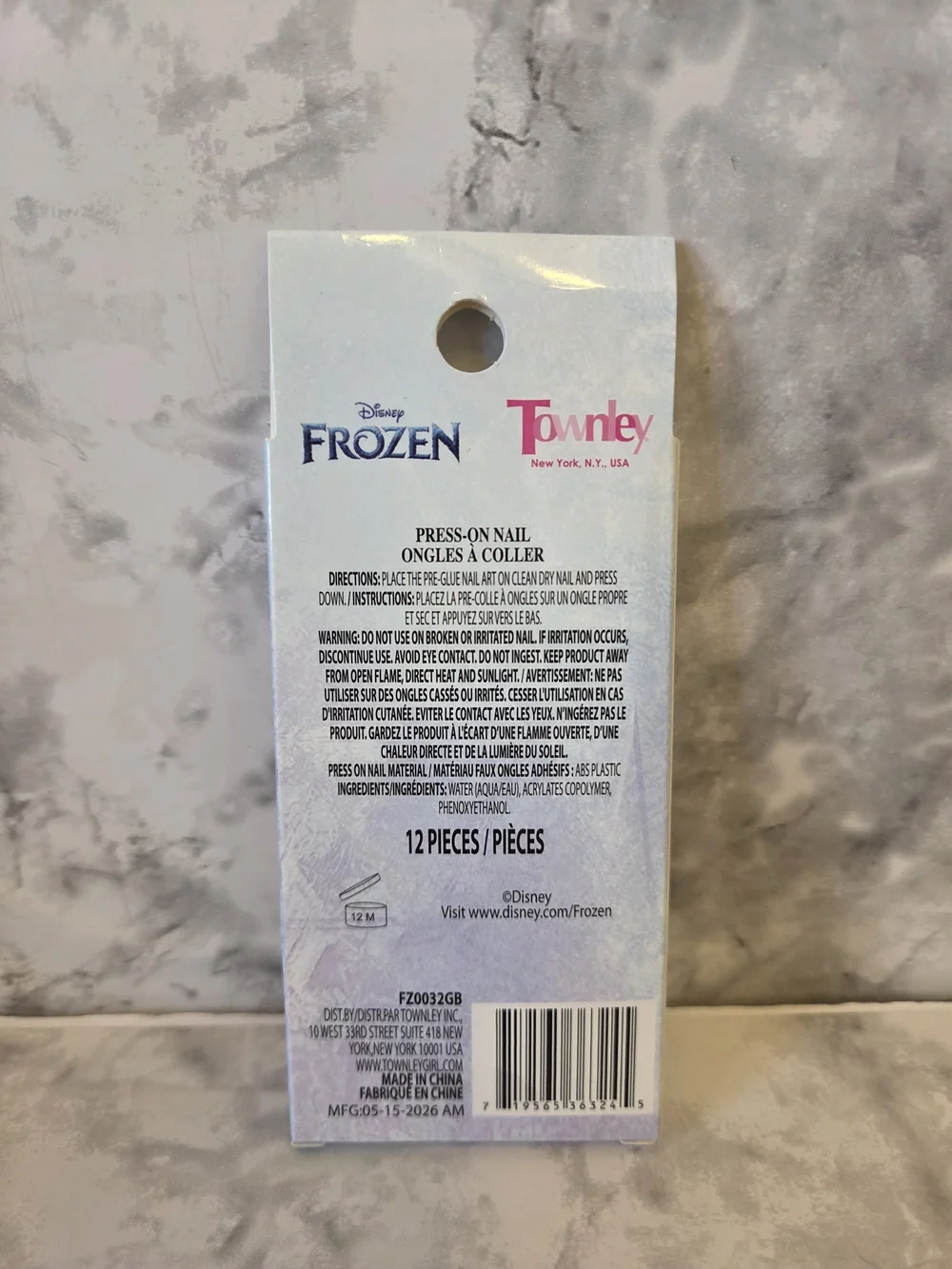Disney Frozen Pour N' Paint & Press-On Nail Set - Purple, Blue, Pink